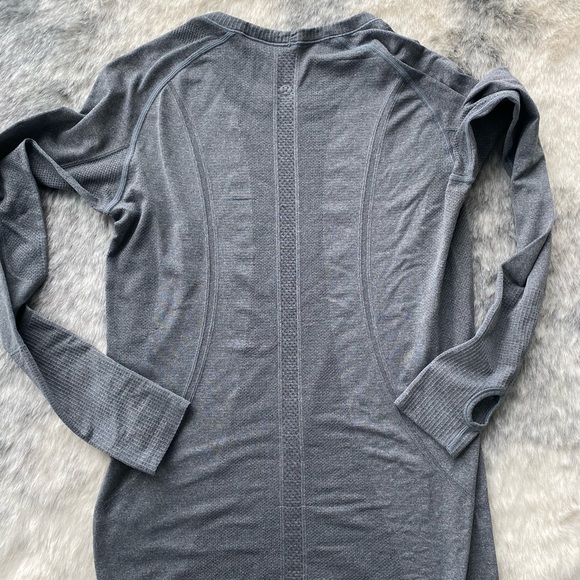 Lululemon swiftly long sleeve - Picture 2 of 2